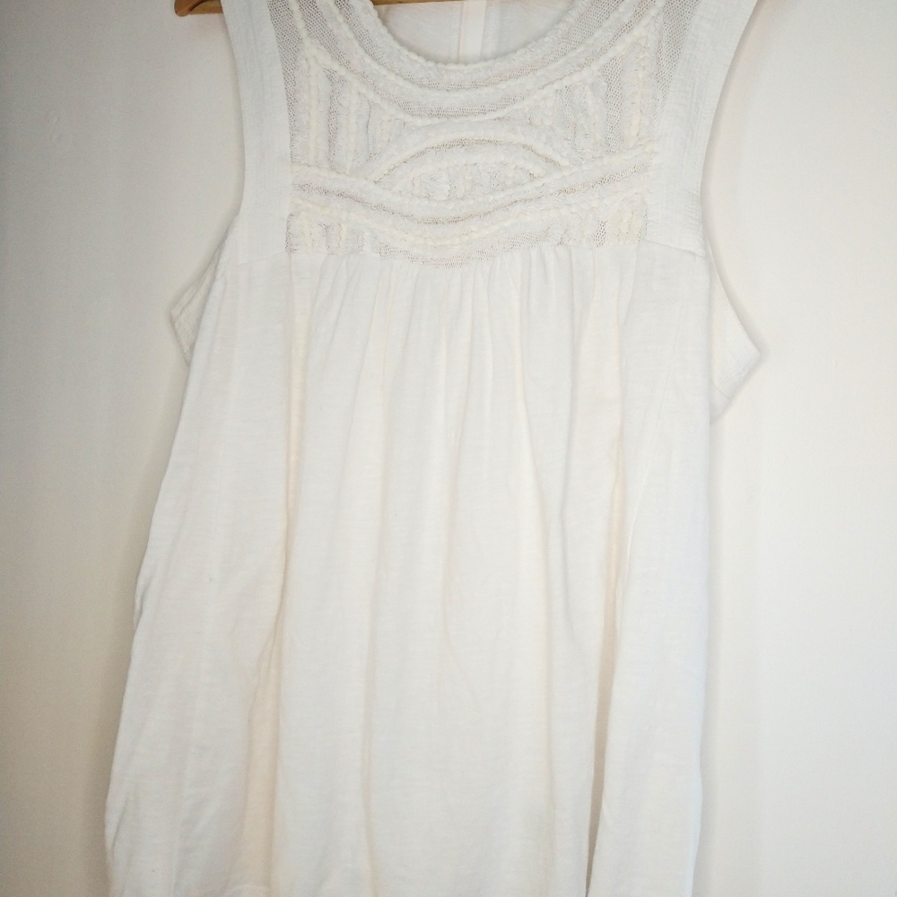 Anthropologie Akemi + Kin white linen tank top